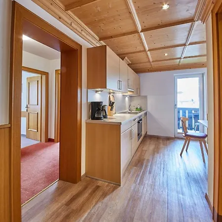 Christine Apartment *