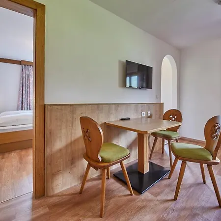 Christine Апартаменты