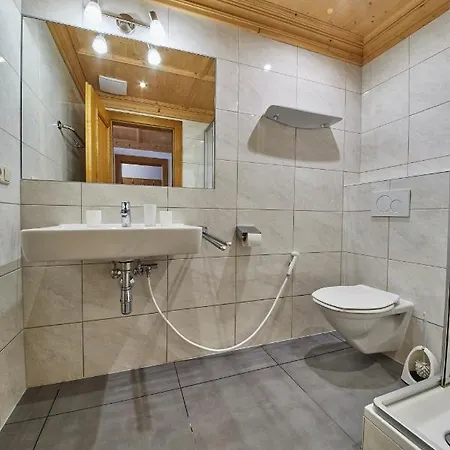 Christine Апартаменты *