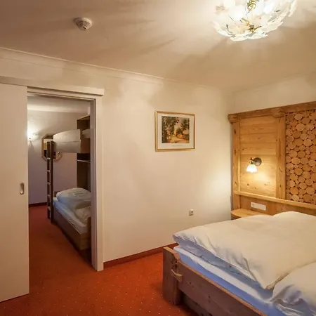 Апартаменты Christine Майсхофен